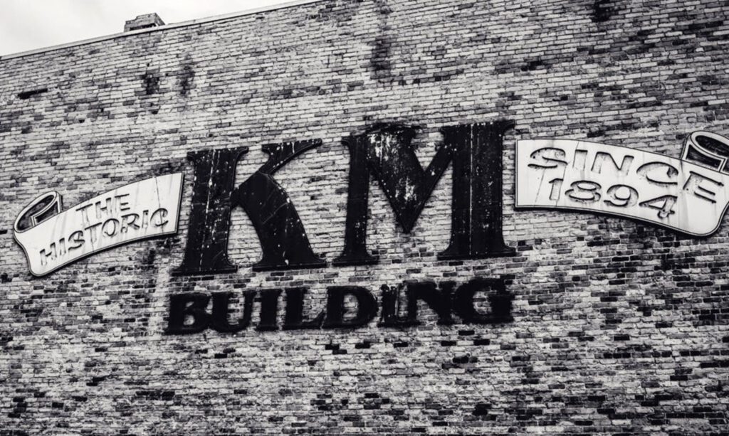 km building kalispell